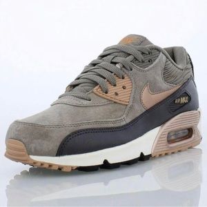 Nike Air Max 90 Grey Rose Gold Women’s Size 7.5